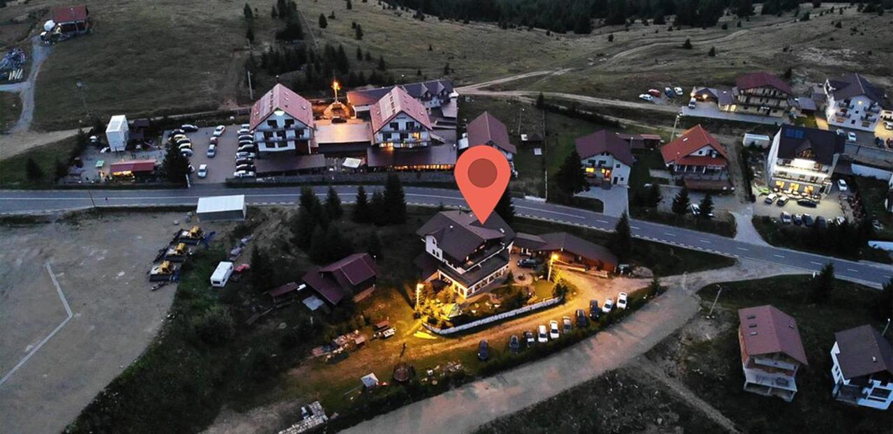 Pensiune & Restaurant Victoria Păltiniş Exterior foto